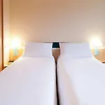 Ibis Tarbes 3*