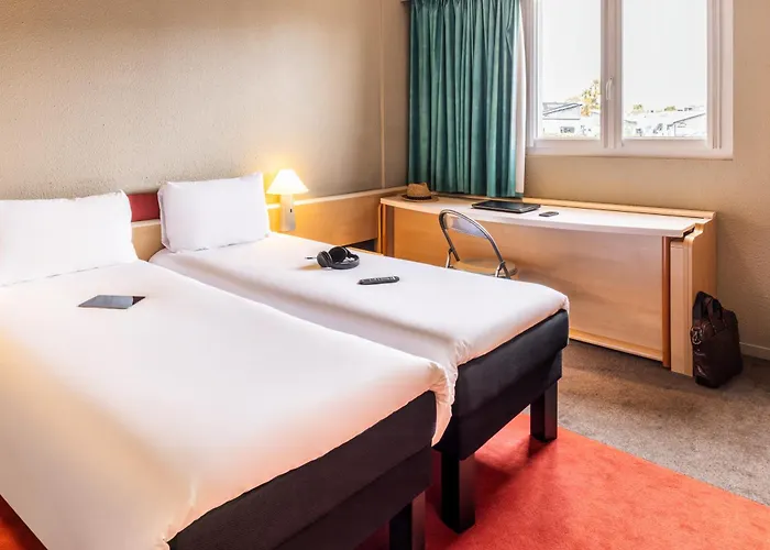 Отель Ibis Tarbes