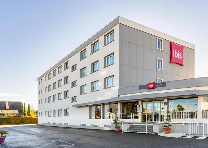Ibis Tarbes Отель Odos