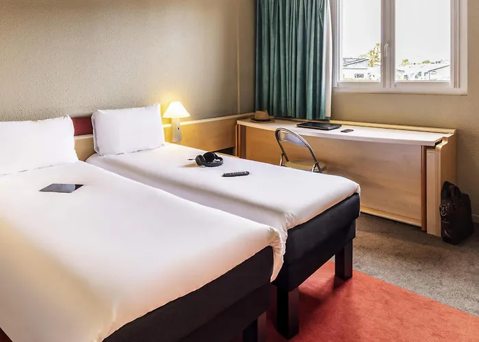 Отель Ibis Tarbes Odos