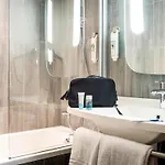 Ibis Tarbes 3* Odos