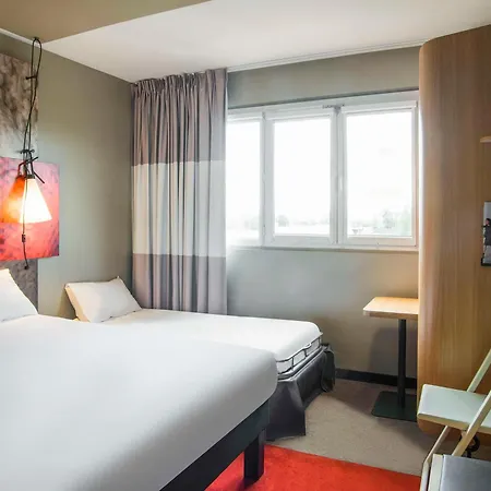 Ibis Tarbes