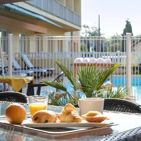 Ibis Tarbes Hotel