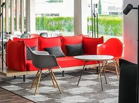 Ibis Tarbes 3*