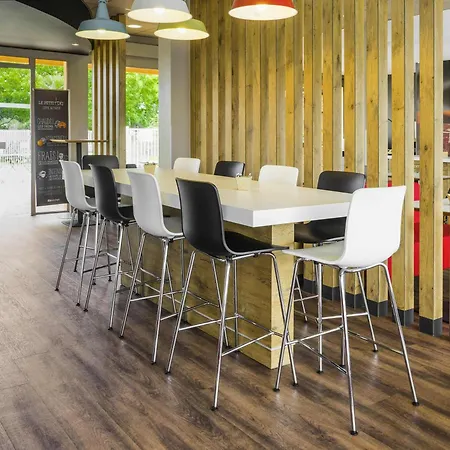 Ibis Tarbes 3* Odos