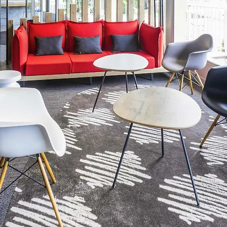 Ibis Tarbes 오도스