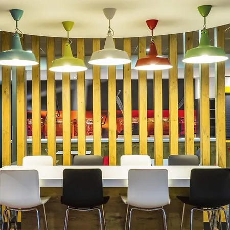 Ibis Tarbes Hotel 3*