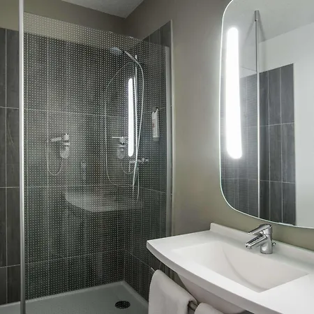 호텔 Ibis Tarbes 3*
