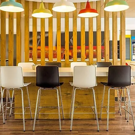 Hotel Ibis Tarbes 3*