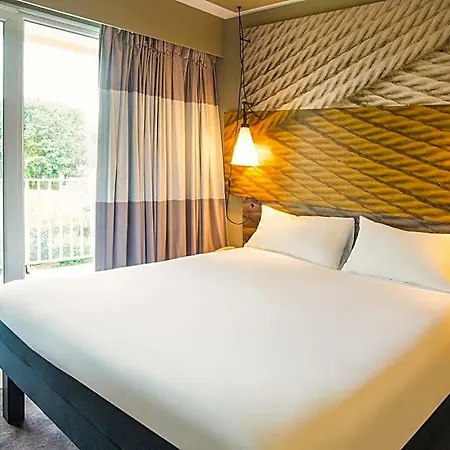 Ibis Tarbes 3* Odos