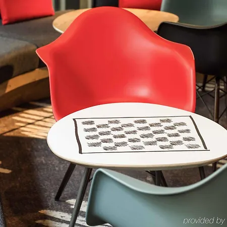 Ibis Tarbes Отель