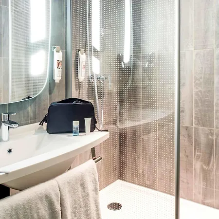 Ibis Tarbes Hotel 3*
