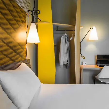 ホテル Ibis Tarbes Odos