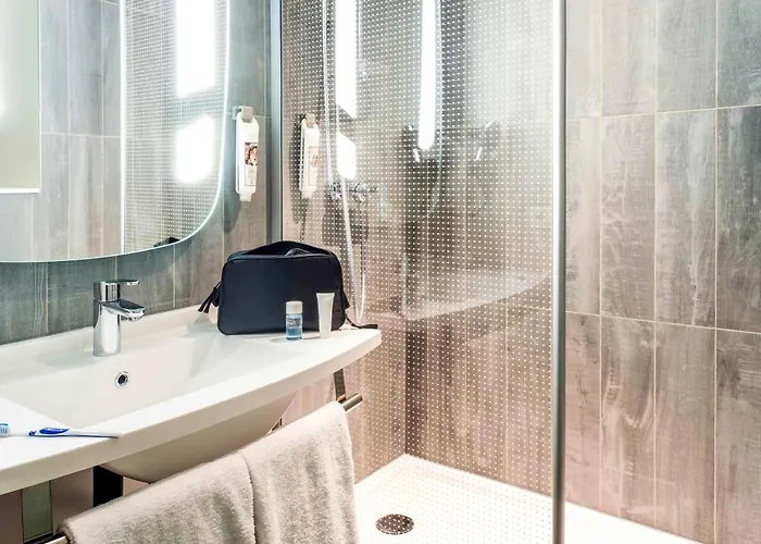 Ibis Tarbes Hotel 3*